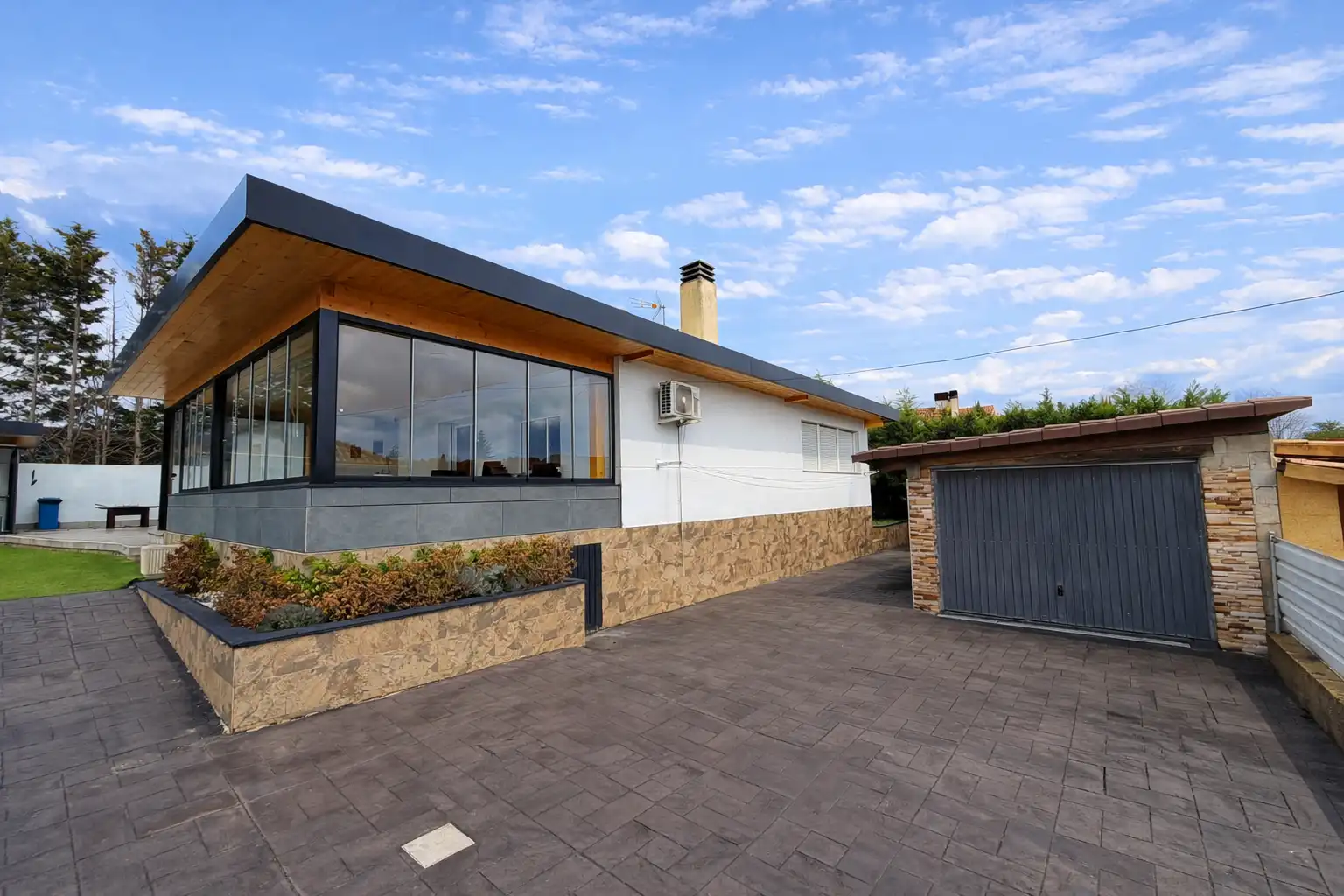 Chalet Oasis - Exterior